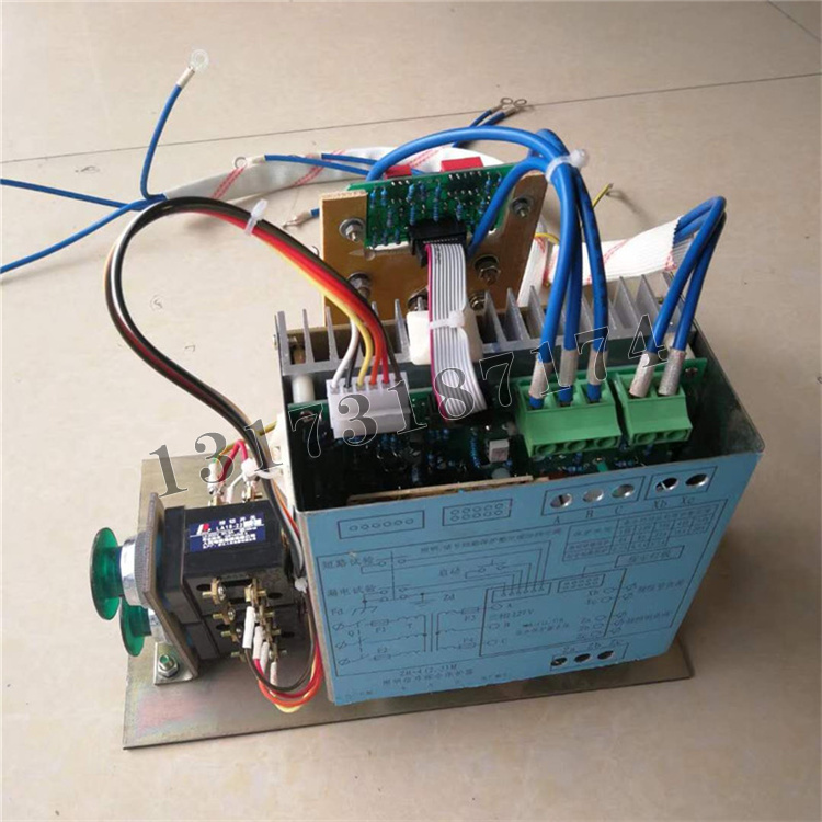 ZH-4(2.5)M照明信號綜合保護(hù)器-1.jpg
